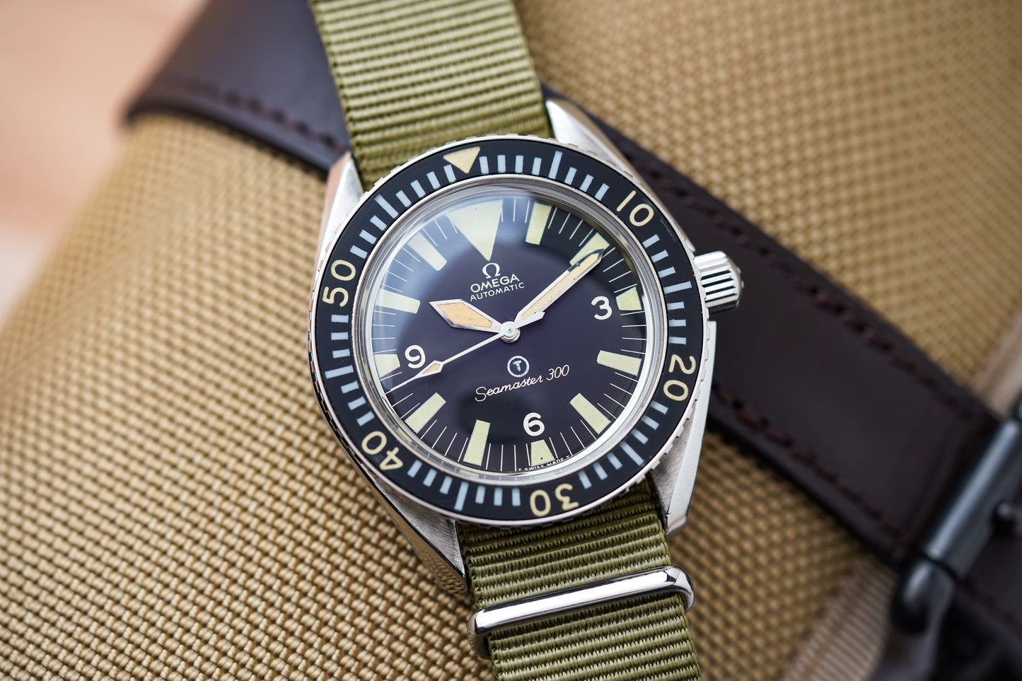 1968 Omega Seamaster 300 'Circle T' 165.024 British Royal Navy Issued