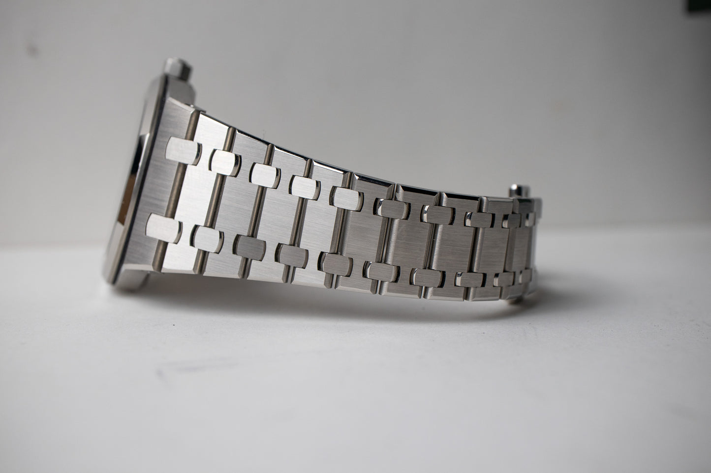 Audemars Piguet Royal Oak 15202ST "Jumbo" Extra Thin