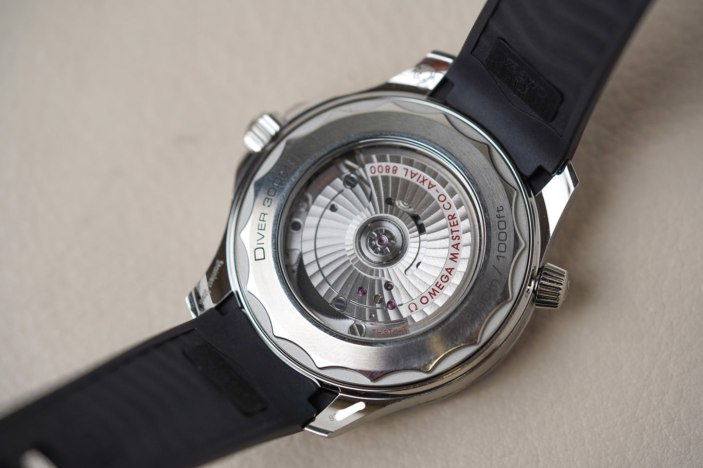 Omega Seamaster 300M White 210.32.42.20.04.001