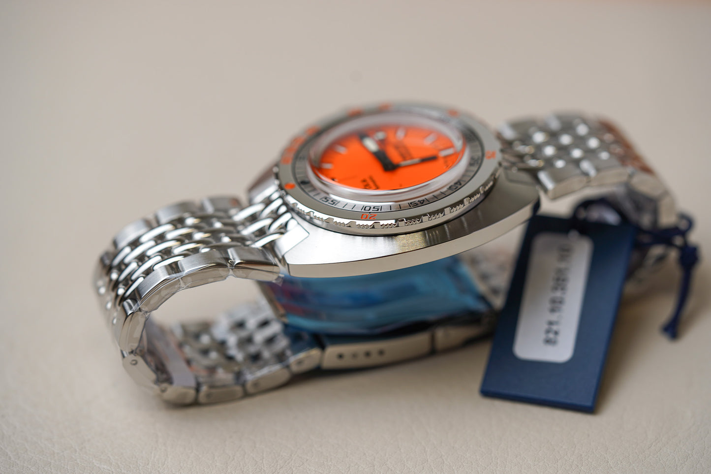 Doxa SUB 300 Professional 821.10.351.10