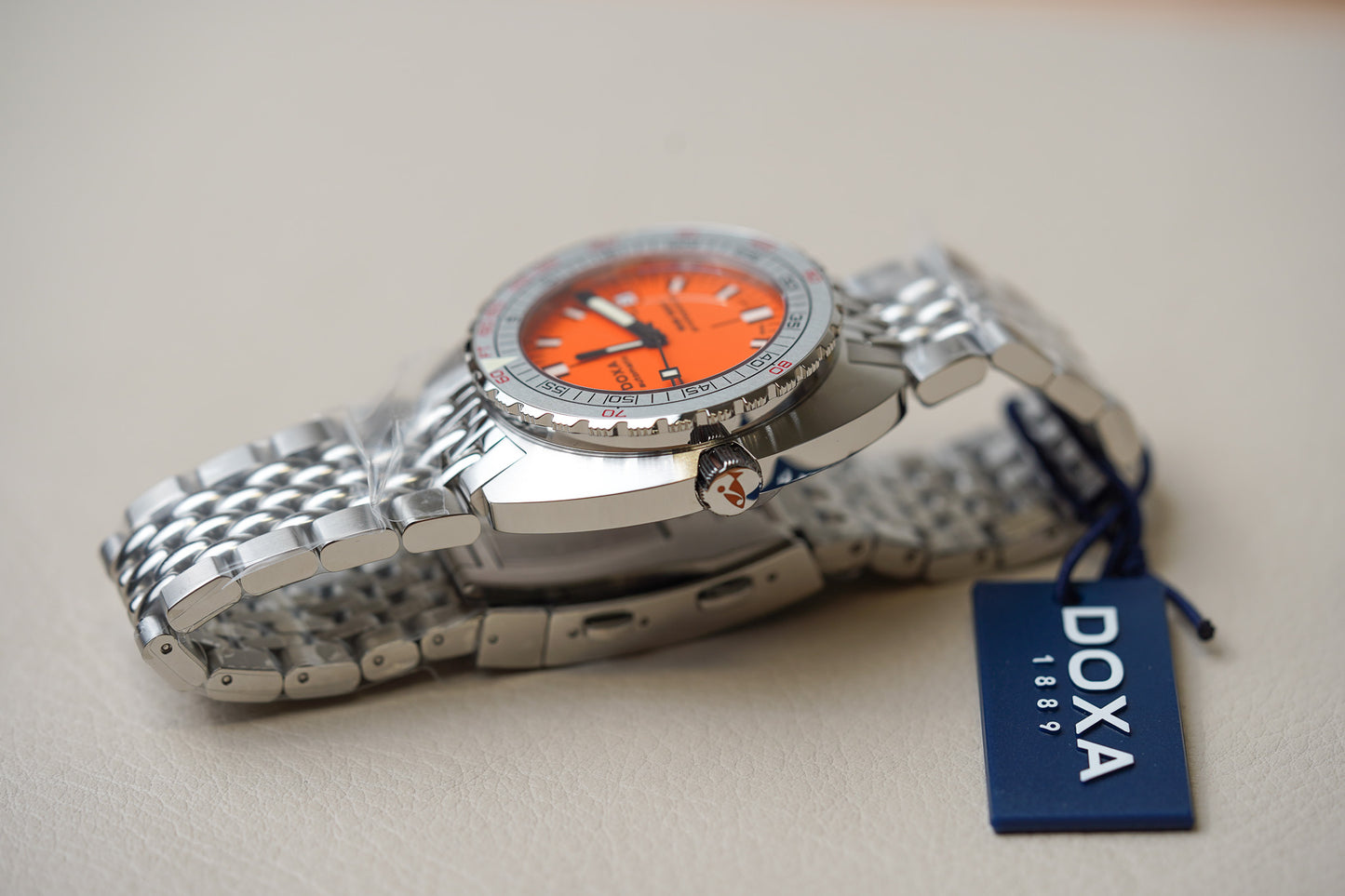 Doxa SUB 300T Aristera Professional 840.10.351.10-SE10