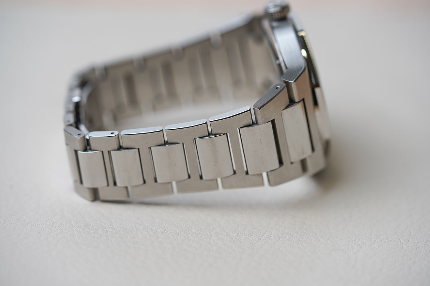 Girard-Perregaux Laureato 42mm Black 81010-11-634-11A