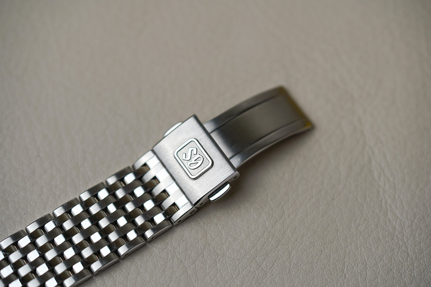 Grand Seiko Elegance SBGY013 'White Omiwatari'