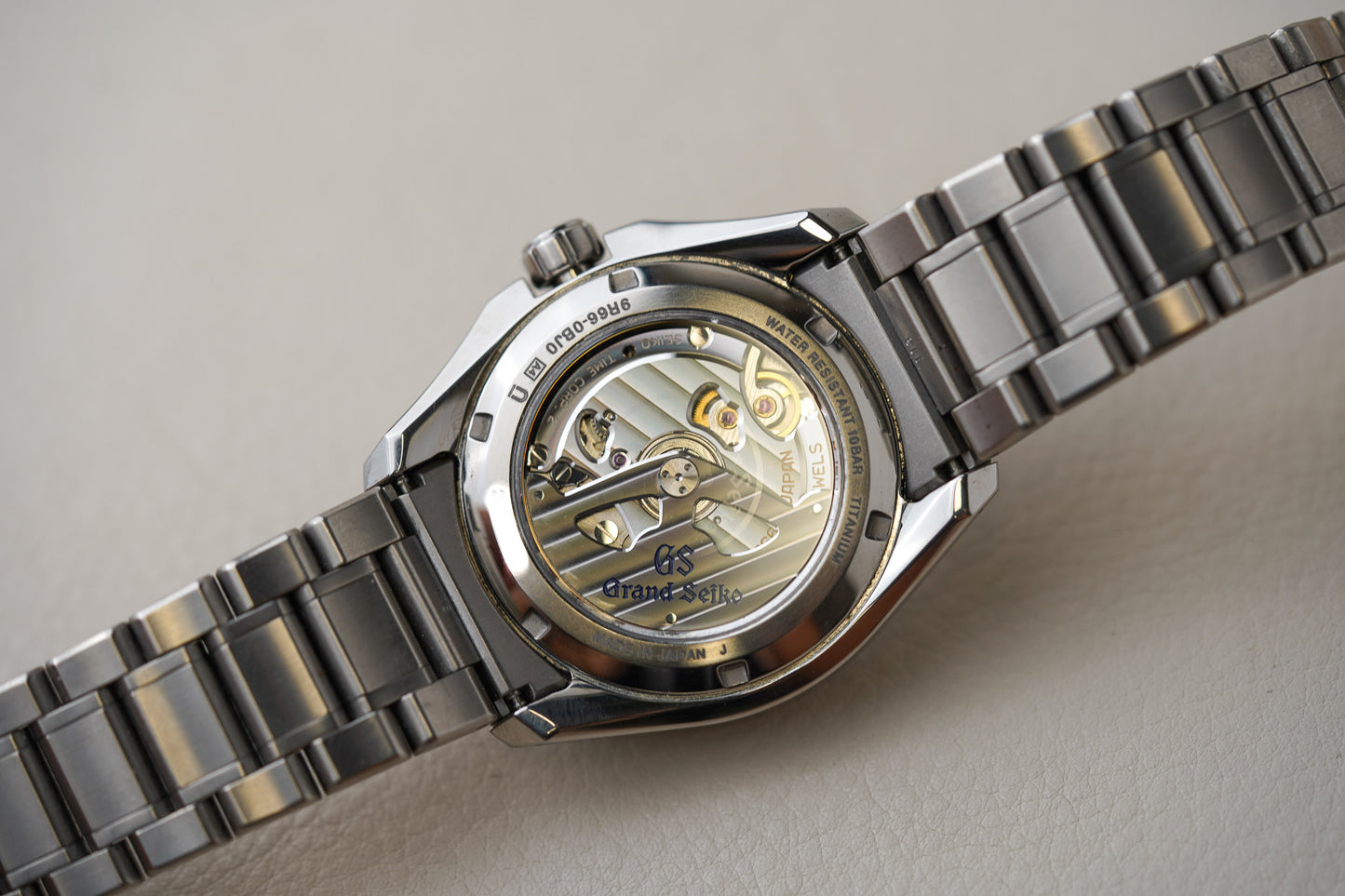 Grand Seiko Evolution 9 GMT SBGE285 'Mistflake'