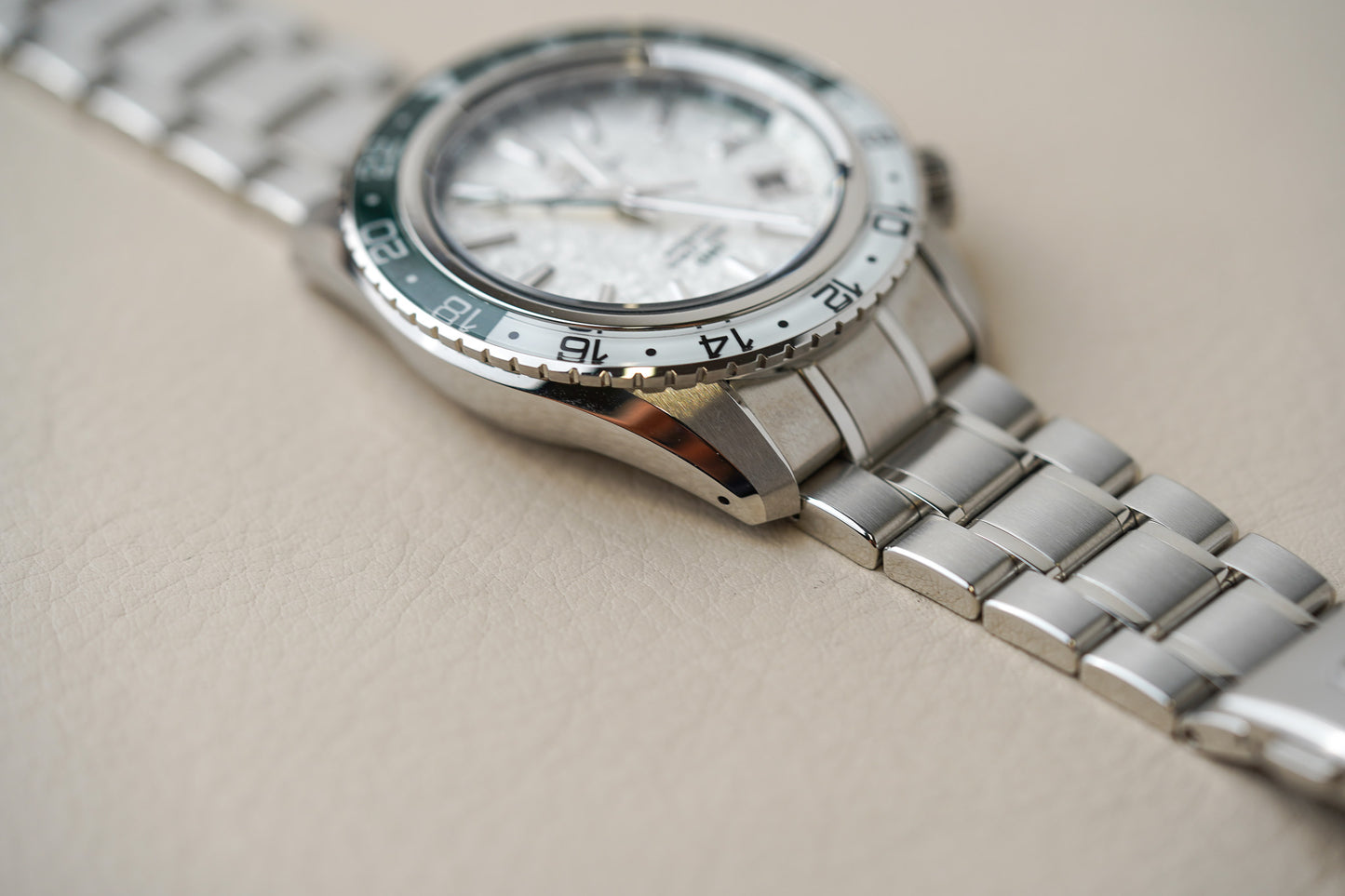 Grand Seiko GMT Sport Hi-Beat "Snow Valley" SBGJ277