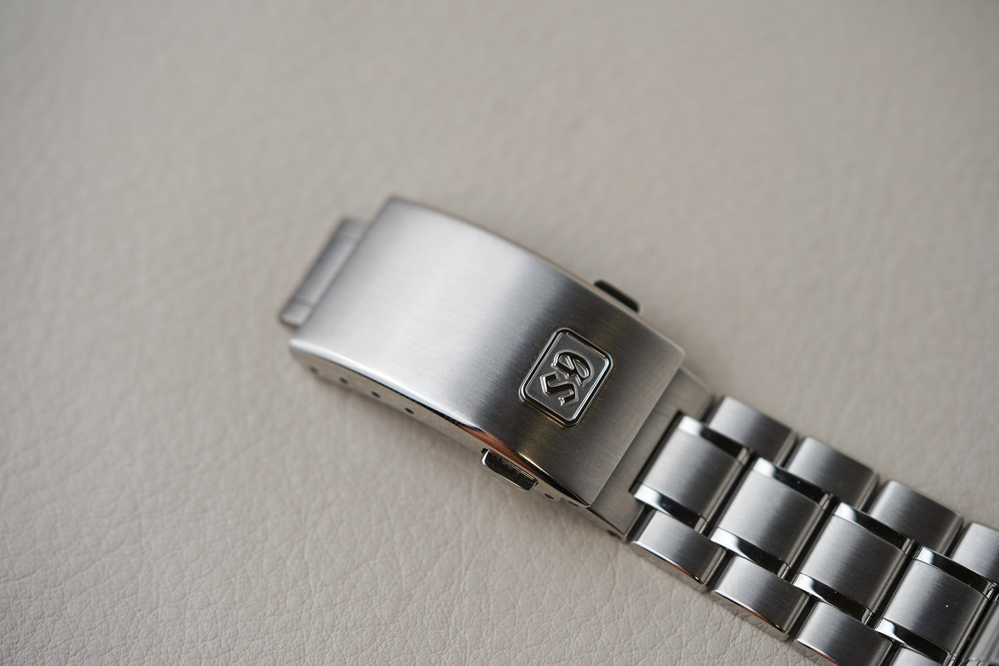 Grand Seiko GMT Sport Hi-Beat "Snow Valley" SBGJ277
