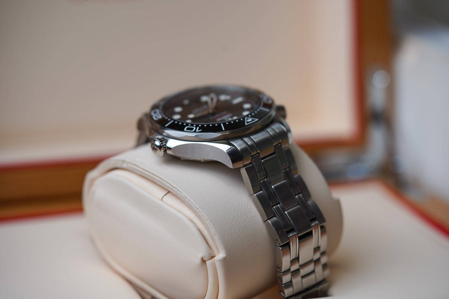 Omega Seamaster 300M Black 210.30.42.20.01.001