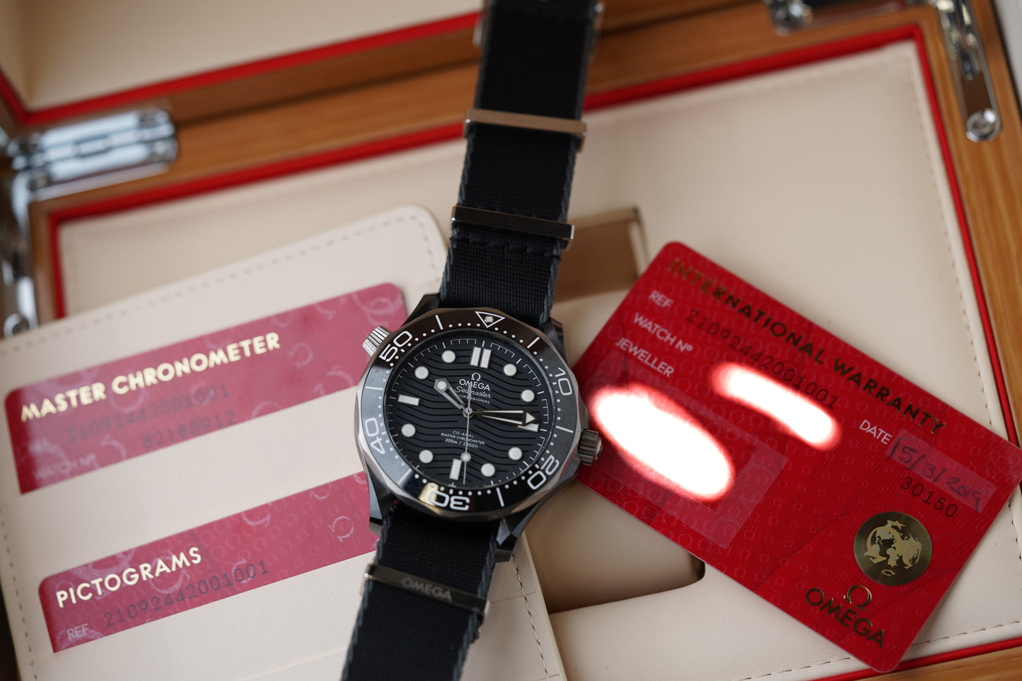 Omega Seamaster 300M Ceramic 210.92.44.20.01.001