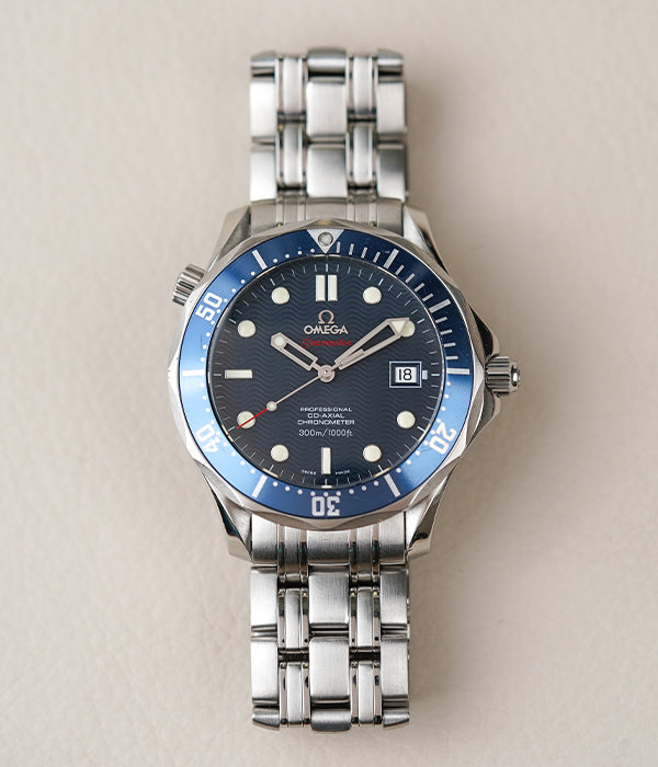 Omega Seamaster 300M James Bond 'Casino Royale' 2220.80 – Belmont