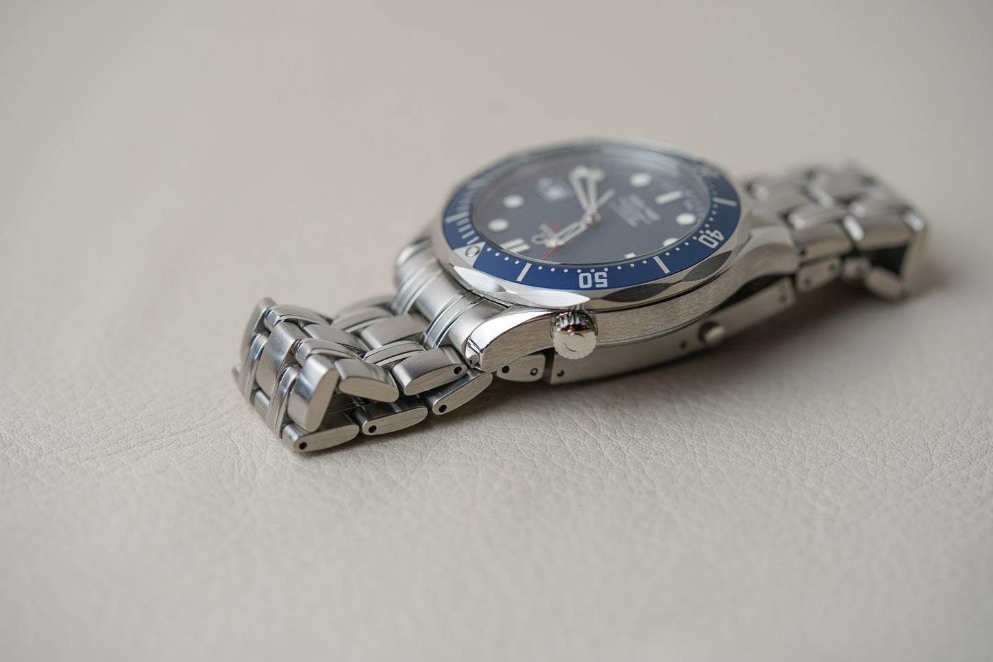 Omega Seamaster 300M James Bond 'Casino Royale' 2220.80