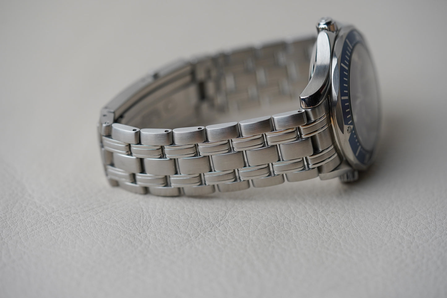 Omega Seamaster 300M James Bond 'Casino Royale' 2220.80