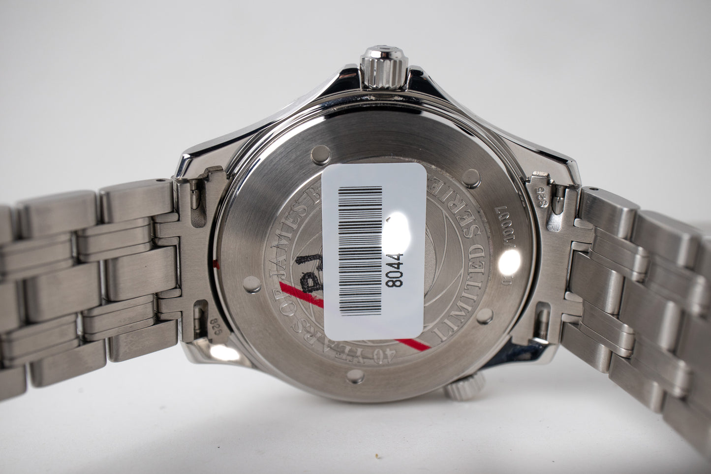 NOS Omega Seamaster 300m 007 James Bond 2537.80