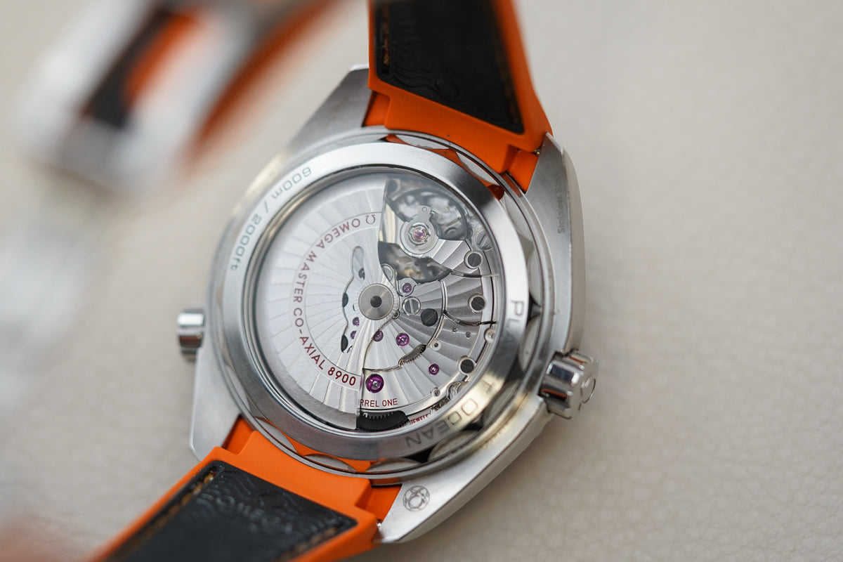 Omega Seamaster Planet Ocean 600M 215.32.44.21.01.001