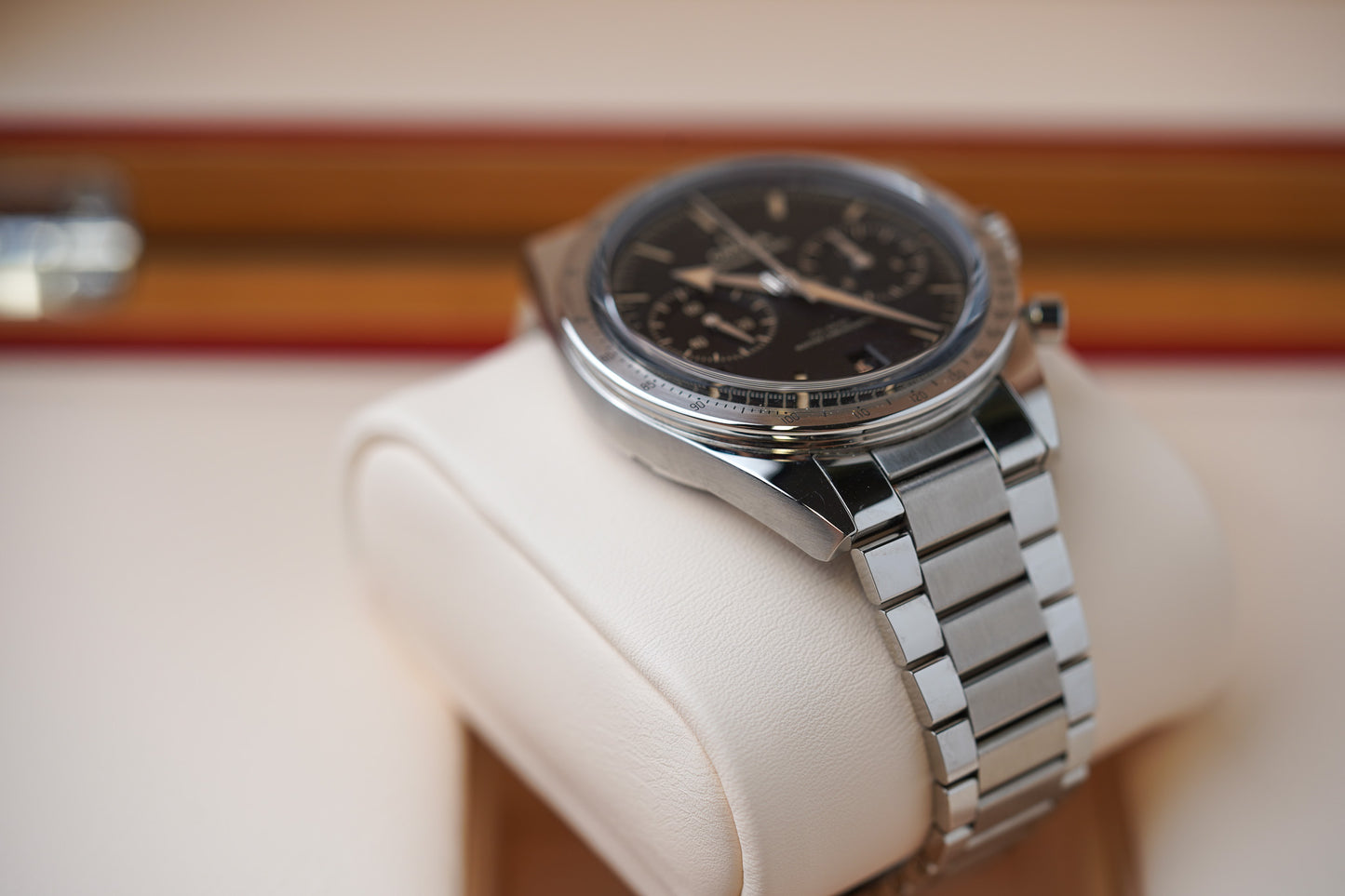 Omega Speedmaster 57' 40.5 Black 332.10.41.51.01.001