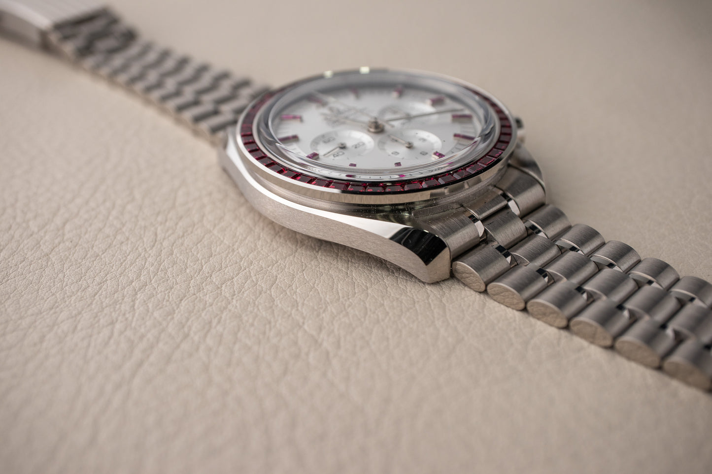 Omega Speedmaster Canopus Gold - Ruby Bezel/Indicies 310.55.42.50.52.001