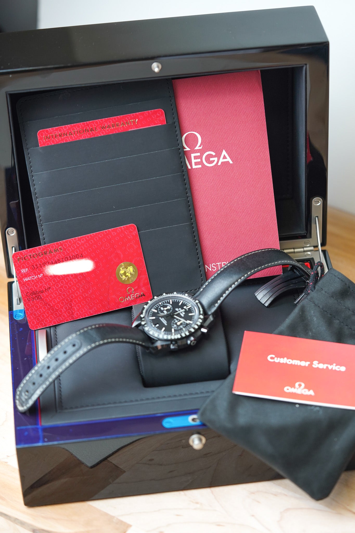 Omega Speedmaster Dark Side of The Moon 'Pitch Black' 311.92.44.51.01.004
