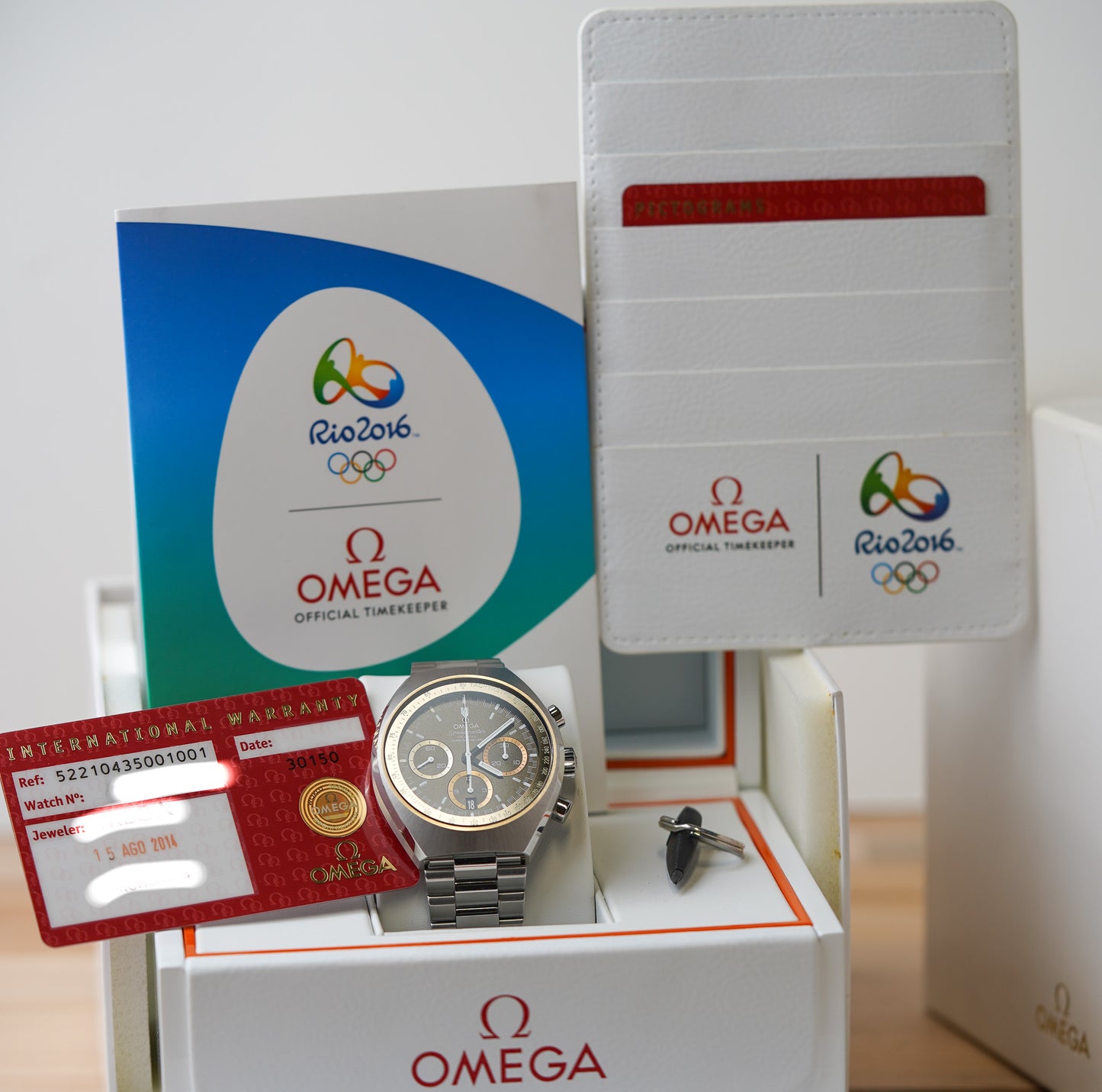 Omega Speedmaster Mark II "Rio 2016" 522.10.43.50.01.001