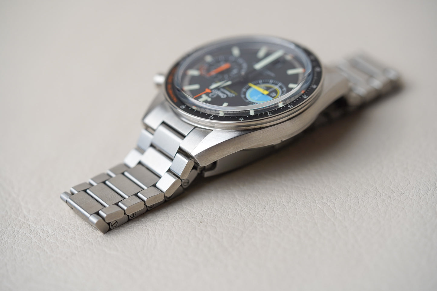 Omega Speedmaster Pilot 332.10.41.51.01.002