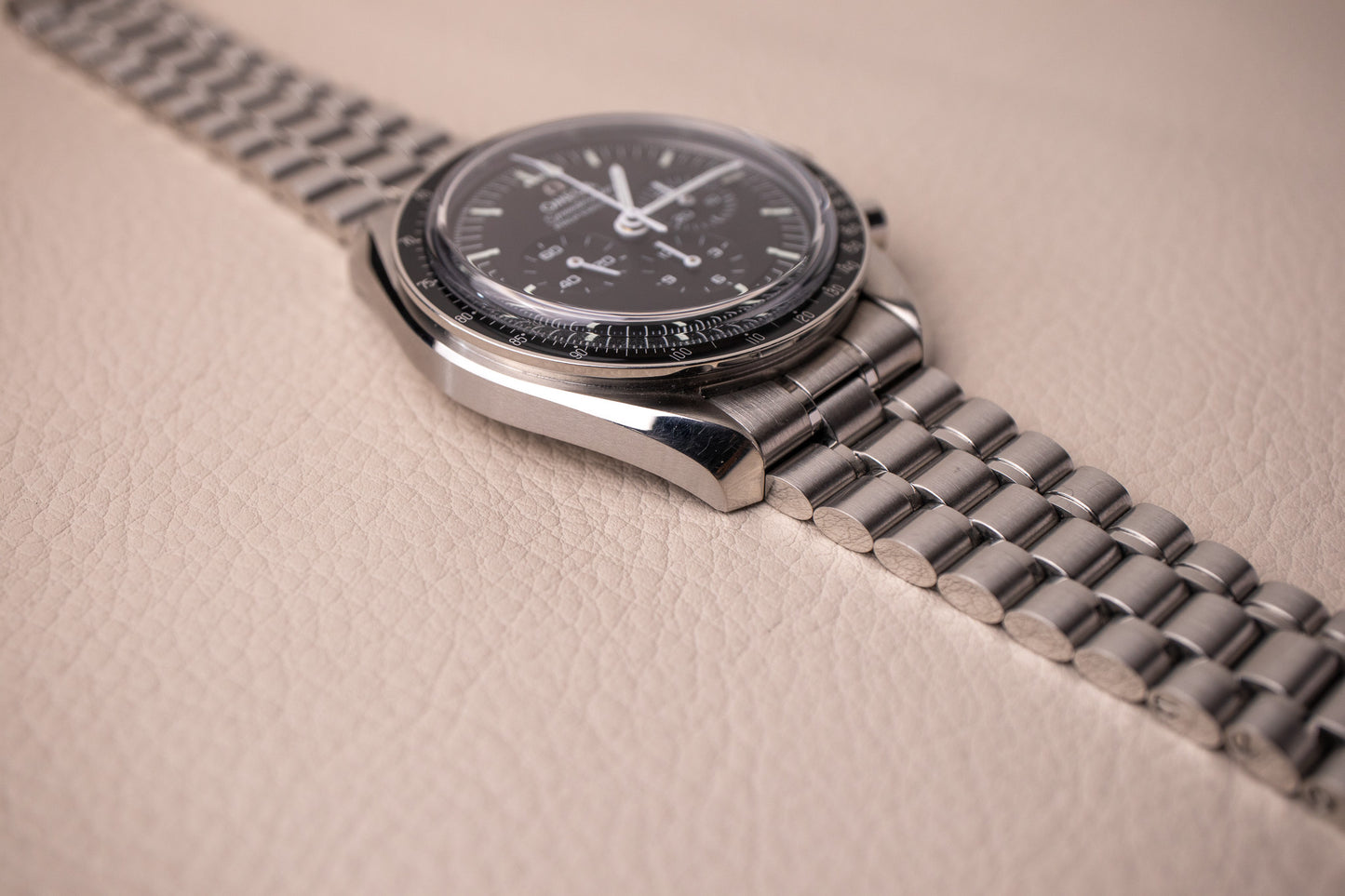 Omega Speedmaster Sapphire Sandwich 310.30.42.50.01.002