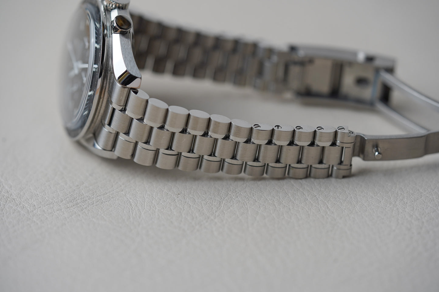 Omega Speedmaster Sapphire Sandwich 310.30.42.50.01.002