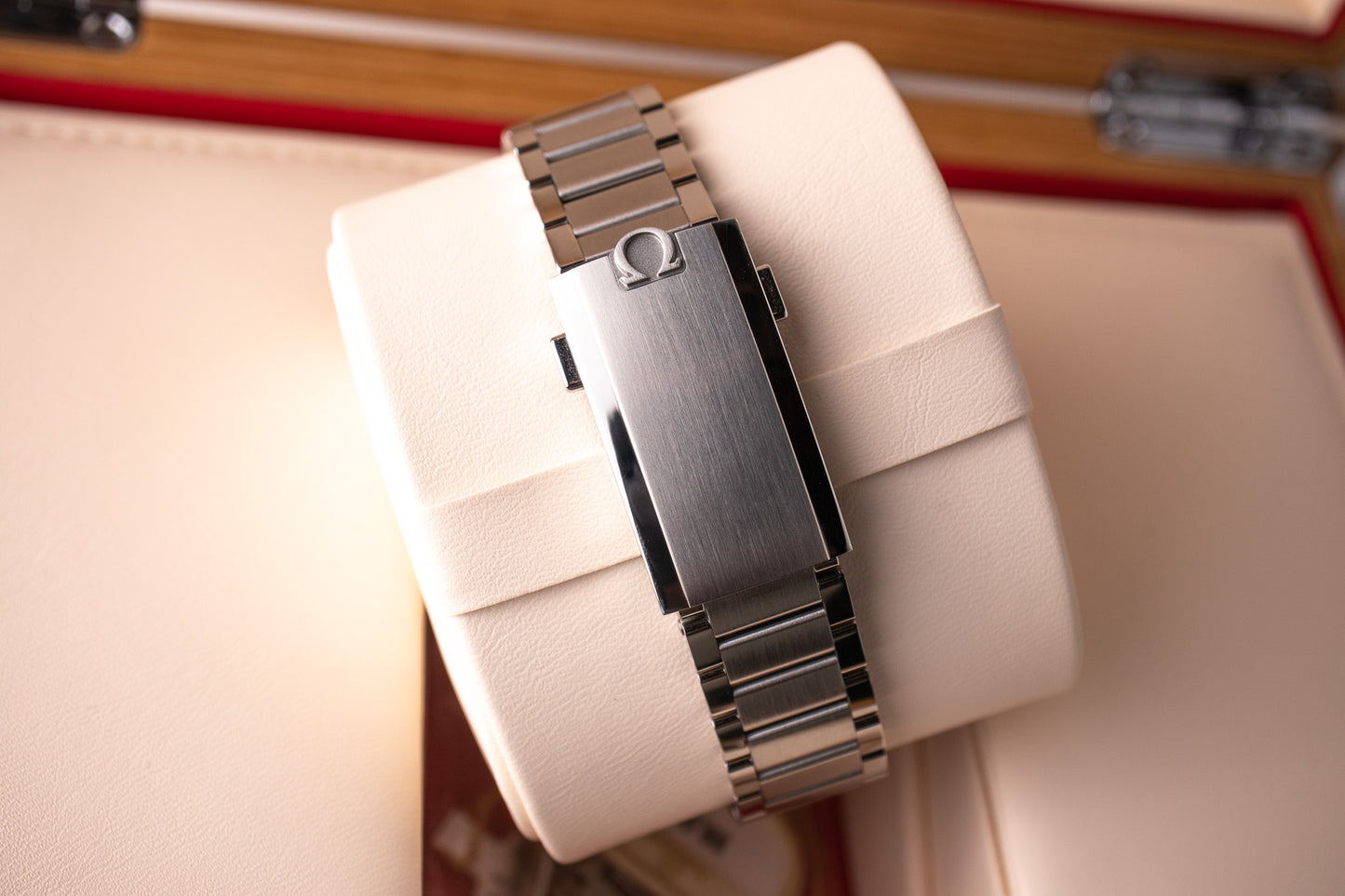 Omega Speedmaster 57' 40.5mm 332.10.41.51.11.001