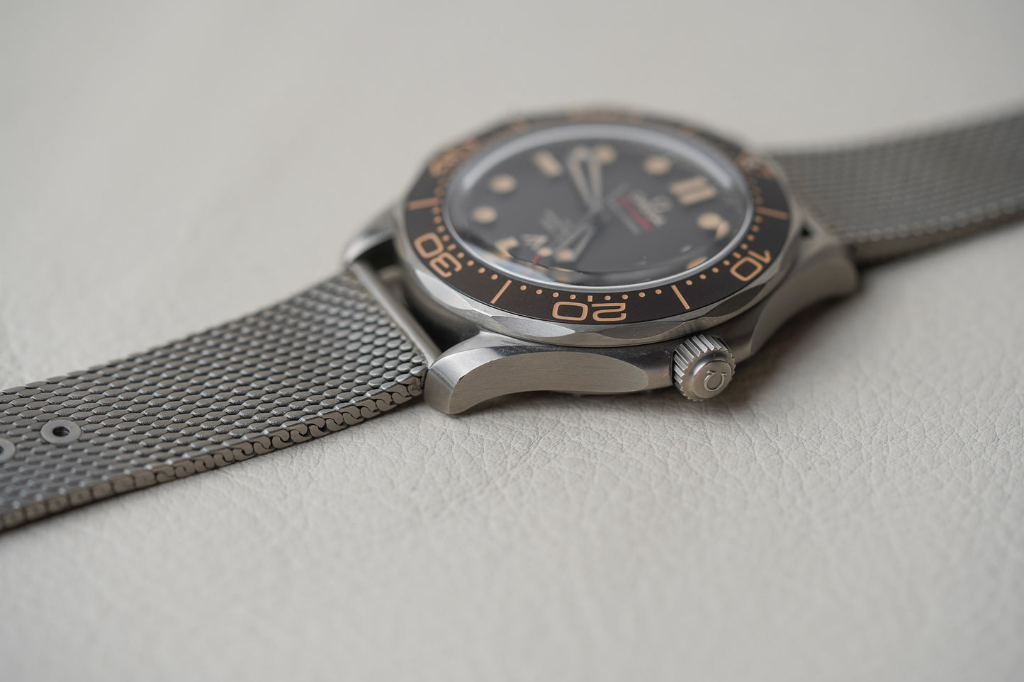 Omega Seamaster 300M 007 Titanium 210.90.42.20.01.001 NTTD