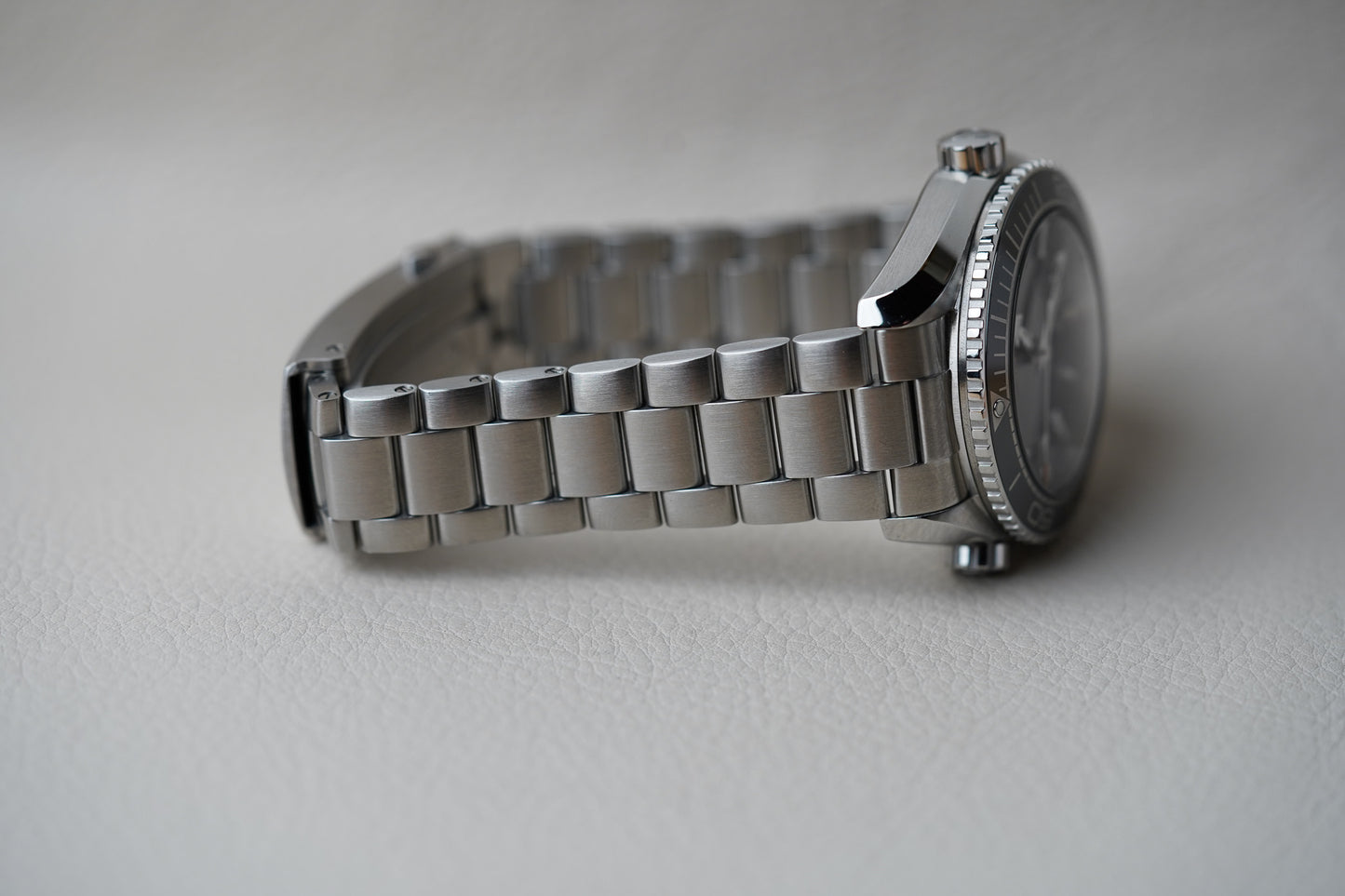 Omega Seamaster Planet Ocean 600M 215.30.44.21.01.001