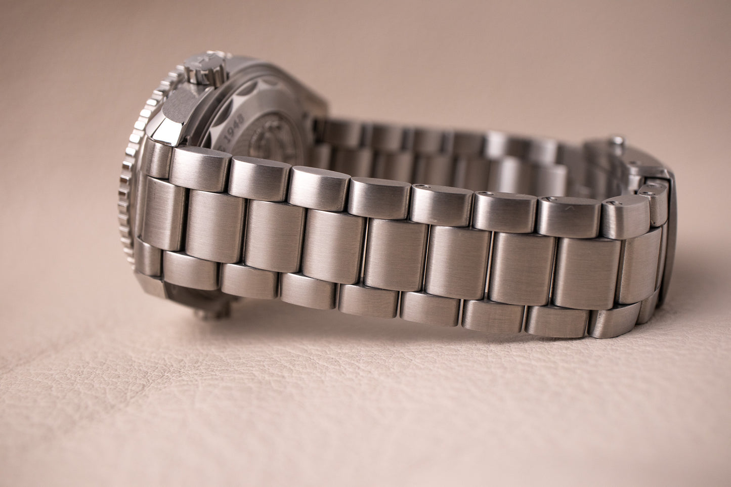 Omega Seamaster Planet Ocean Summer Blue 215.30.40.20.03.002