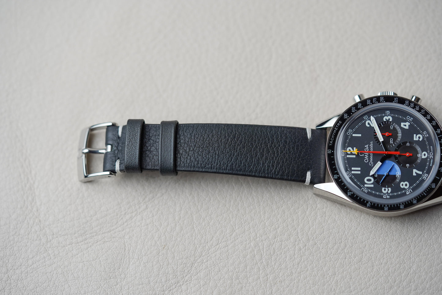 Omega Speedmaster 10th Anniversary Hodinkee 311.32.40.30.06.001