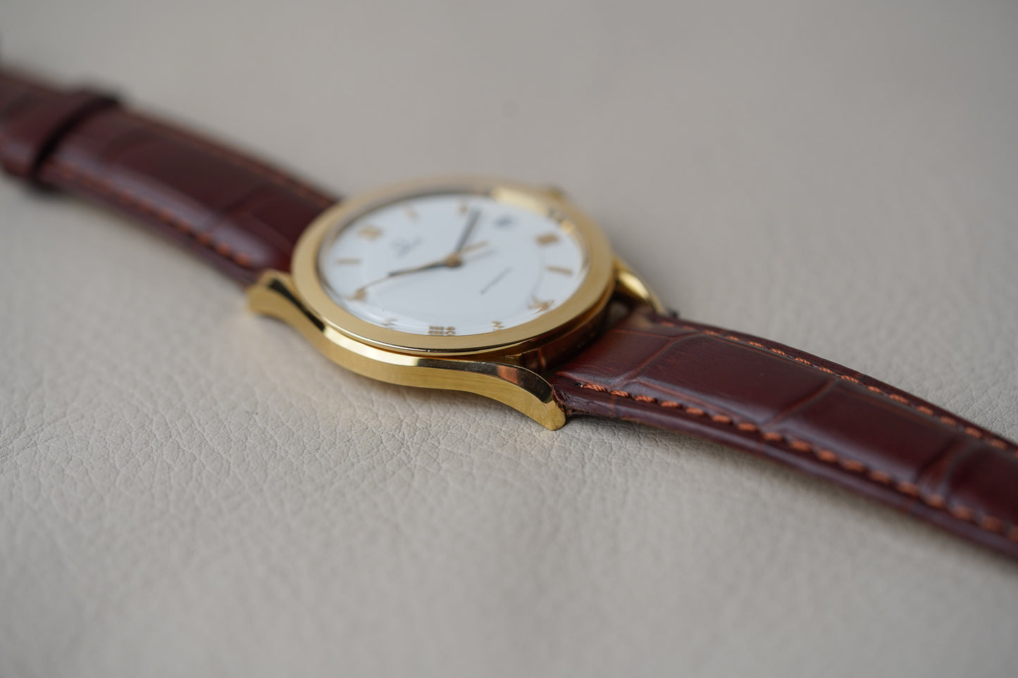 Omega Speedmaster Classic Heritage Maison Fondée en 1848 - 166.0285 / 3601.20 Solid 18k Gold