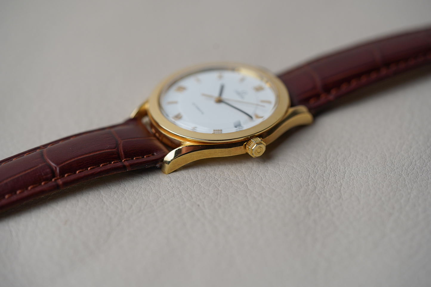Omega Speedmaster Classic Heritage Maison Fondée en 1848 - 166.0285 / 3601.20 Solid 18k Gold
