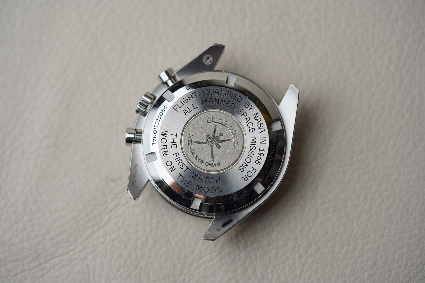 Omega Speedmaster Master Sultanate of Oman Khanjar Limited 310.30.42.50.01.003