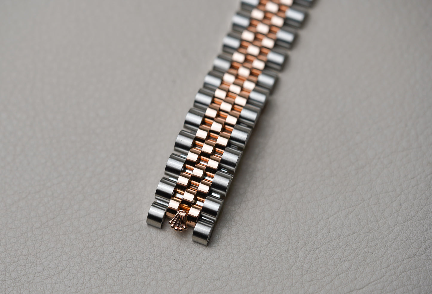 Rolex Datejust Turn-O-Graph 116261 Rose Gold Two Tone Jubilee