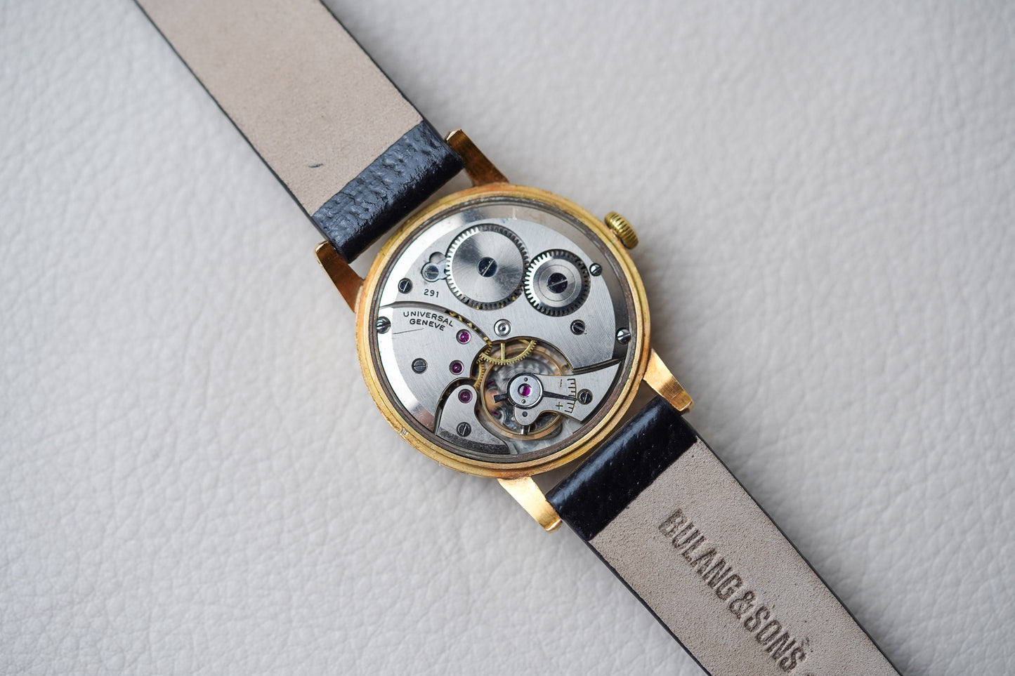 Universal Genève Triple Calendar Moonphase 18k Yellow Gold 11305