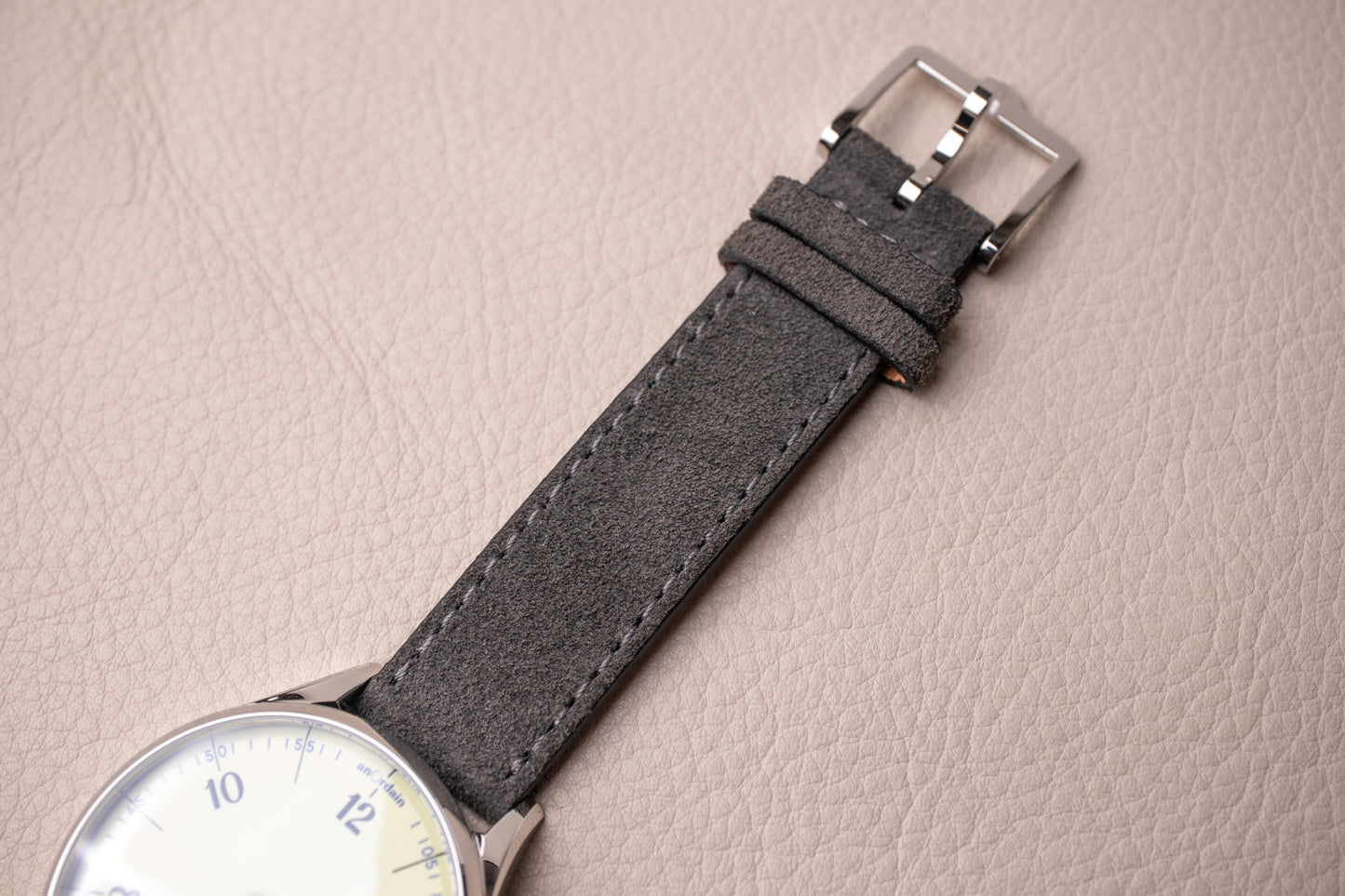 anOrdain Model 1 Iron Cream Medium