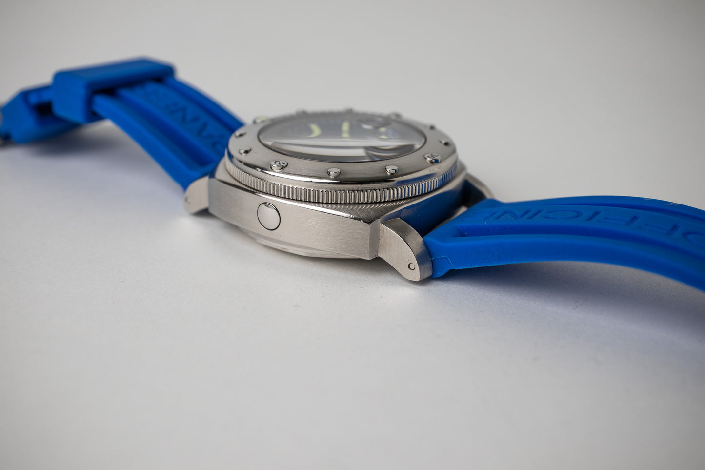 Panerai Luminor Submersible 1000M ‘La Bomba’ PAM87