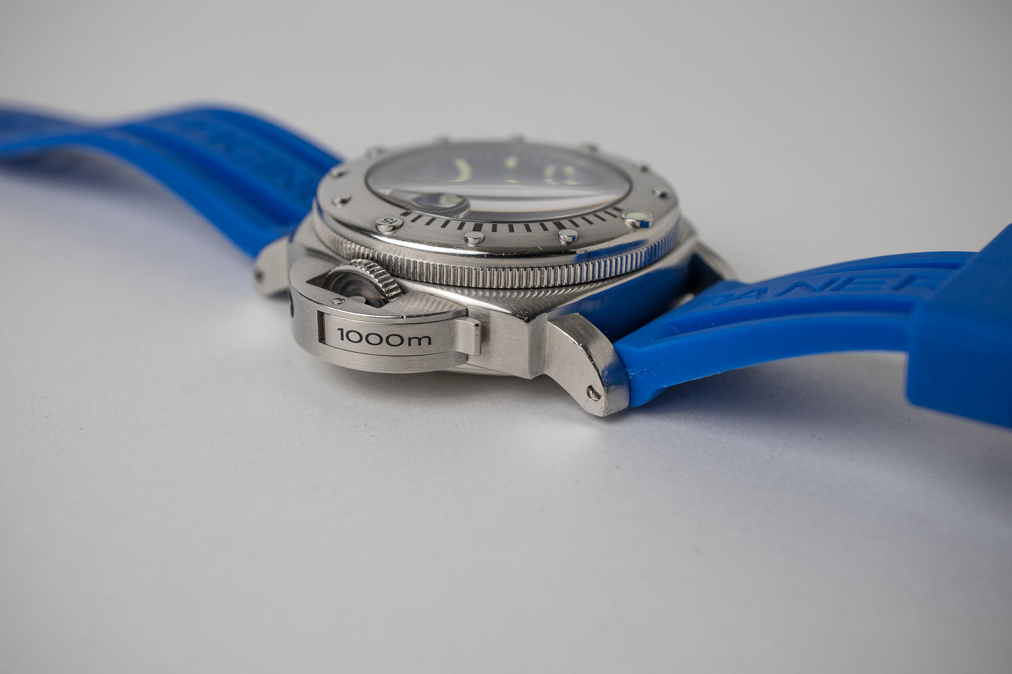 Panerai Luminor Submersible 1000M ‘La Bomba’ PAM87