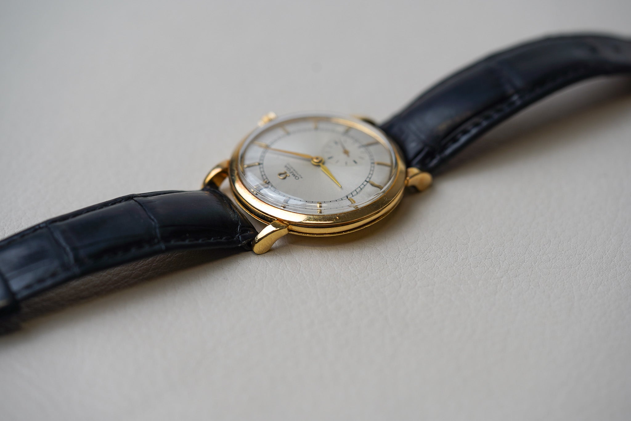 1950's Omega 2657 Bumper Automatic