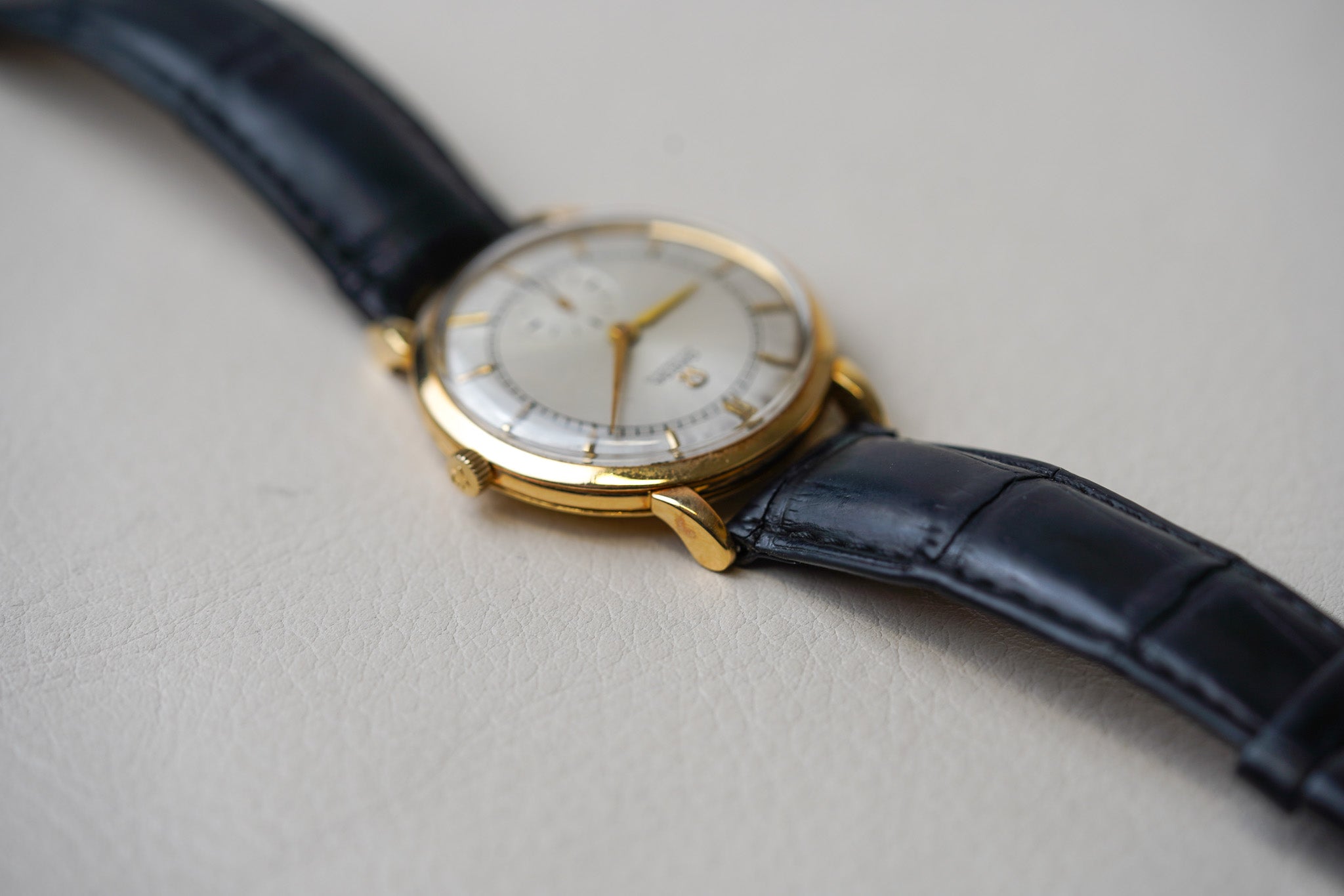 1950's Omega 2657 Bumper Automatic
