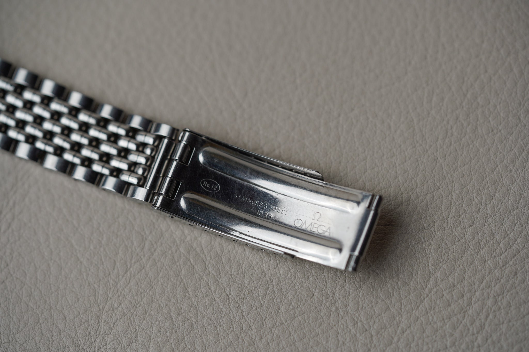 1958 Omega Ranchero CK2990-1 Broad Arrow Hands