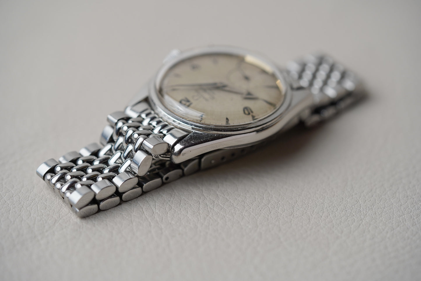 1958 Omega Ranchero CK2990-1 Broad Arrow Hands