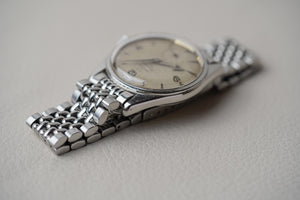 1958 Omega Ranchero CK2990-1 Broad Arrow Hands