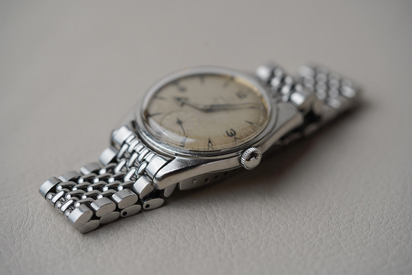 1958 Omega Ranchero CK2990-1 Broad Arrow Hands