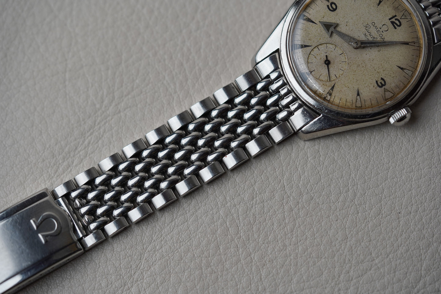 1958 Omega Ranchero CK2990-1 Broad Arrow Hands