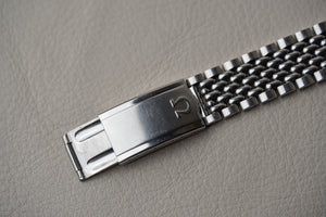 1958 Omega Ranchero CK2990-1 Broad Arrow Hands