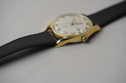 1960's Universal Genève Polerouter Date 204504-1