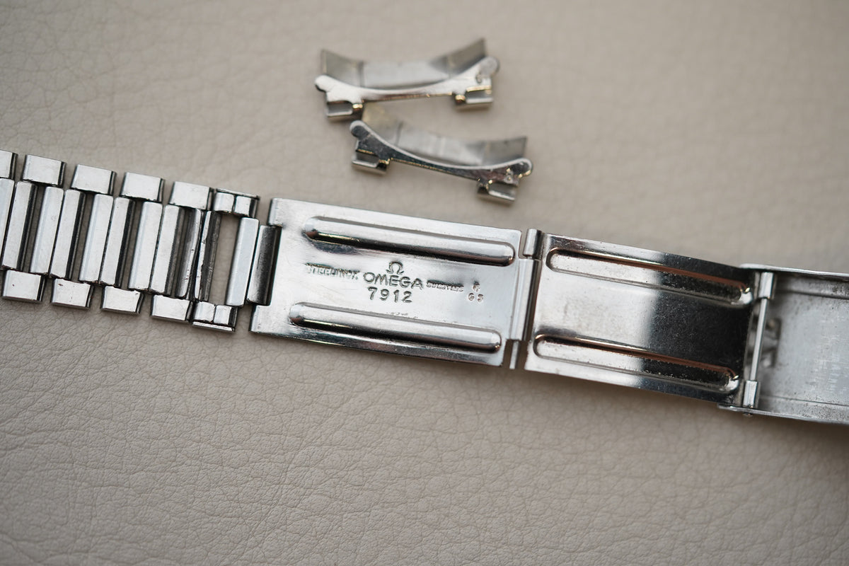 1964 Omega Speedmaster A.C.P 105.012-63 Automovil Club Peruano