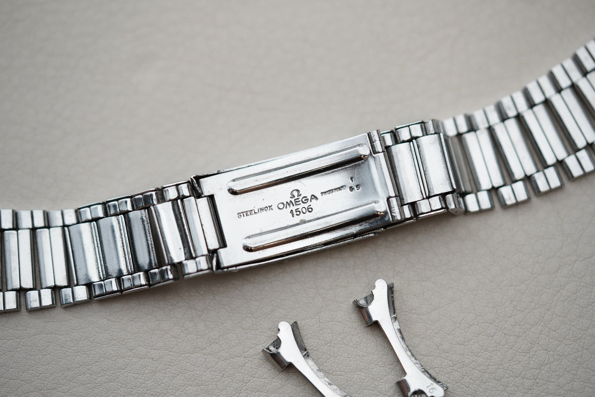 1965 Omega Speedmaster 'Pewter Grey' Dial 105.012-63