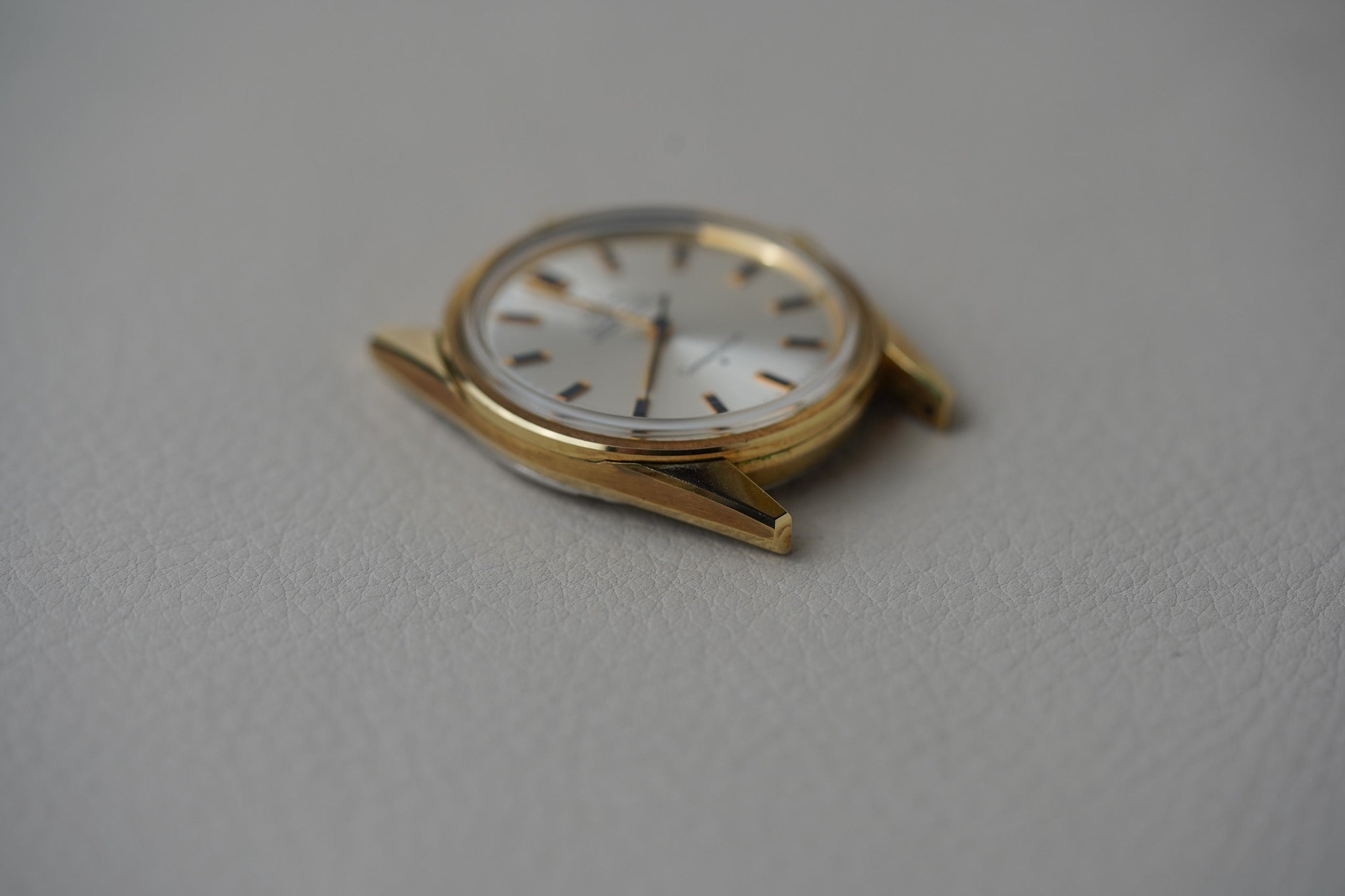 1968 Omega Constellation Ultra-Thin Starburst Opaline Silver 167.021