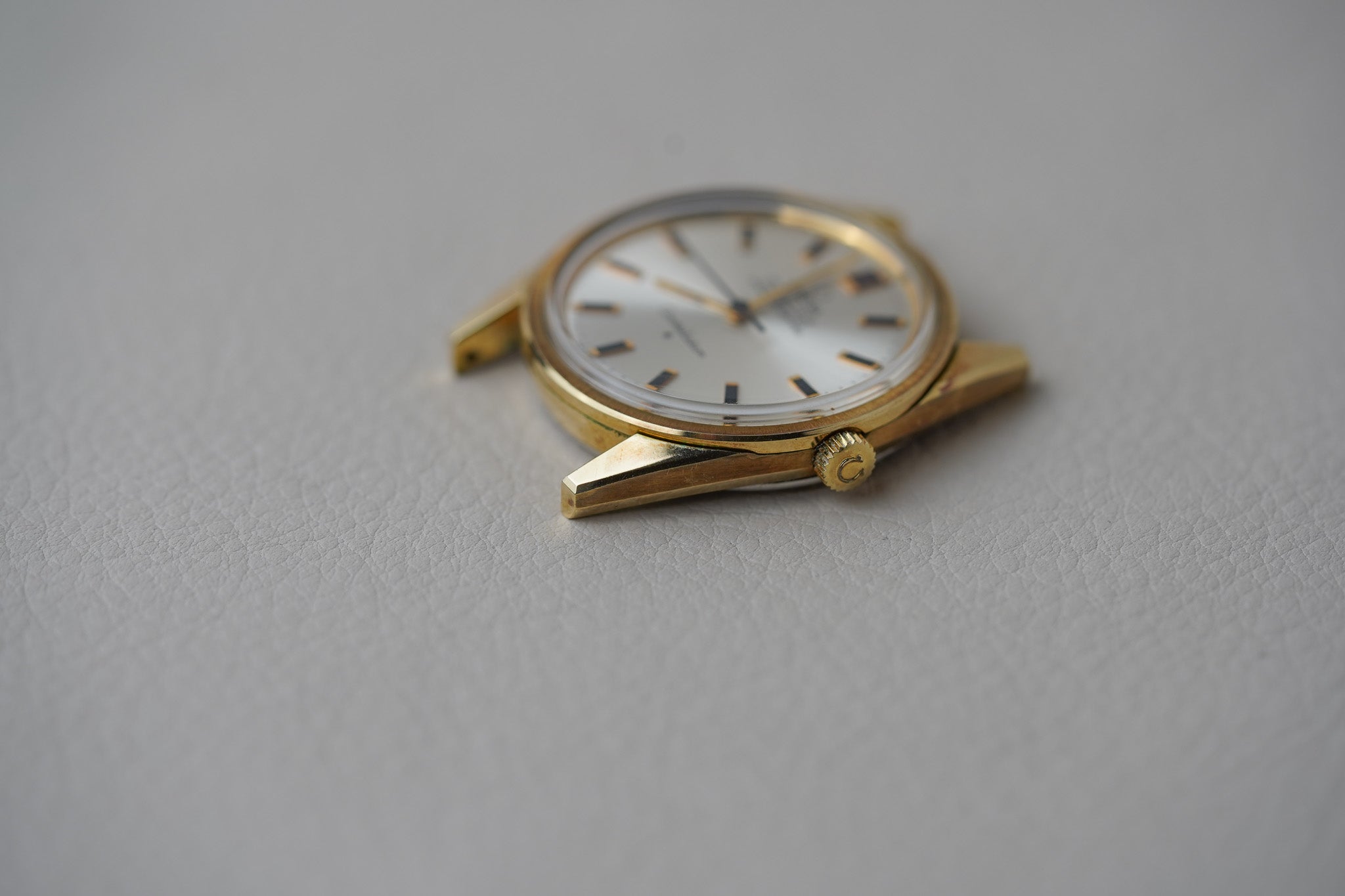 1968 Omega Constellation Ultra-Thin Starburst Opaline Silver 167.021